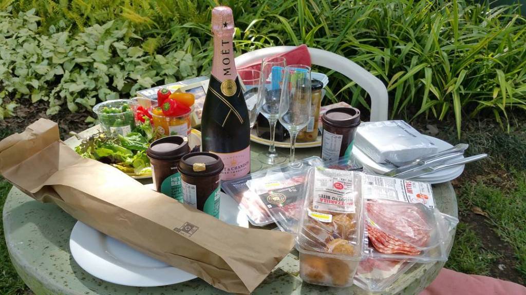 Lunch in the&nbsp;garden.